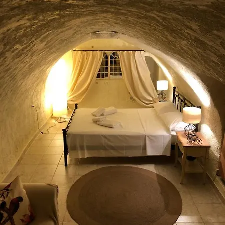 Kamares Cave House 3 Appartamento Yerolimin
