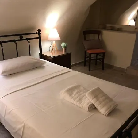 Appartamento Kamares Cave House 3 Yerolimin