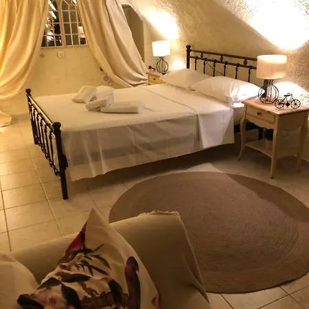 Kamares Cave House 3