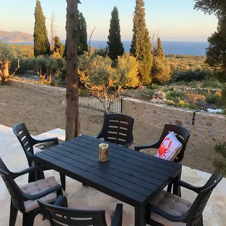 Kamares Cave House 3 *