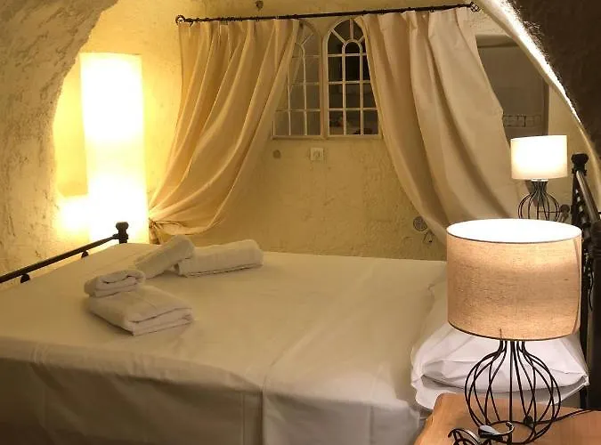 Kamares Cave House 3 * ييروميلين