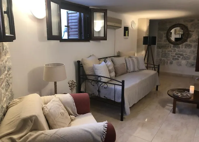 Kamares Cave House 3 * Yerolimin